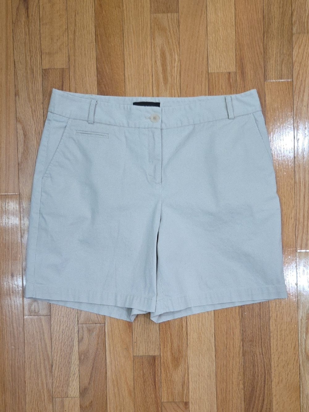 Talbots Light Beige Women's Shorts